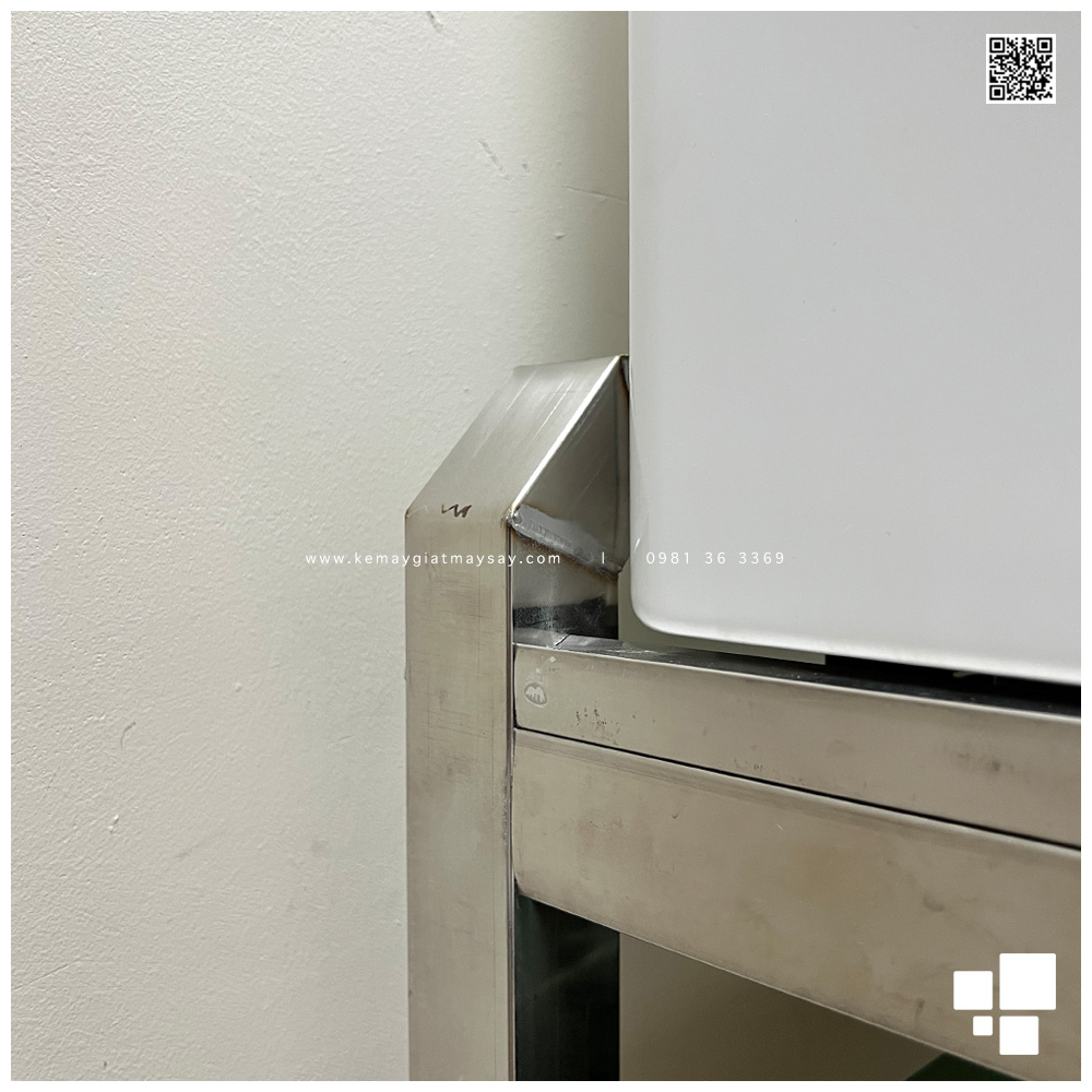 Sản phẩm kệ Inox KMGI-01L được khách hàng đánh giá cao